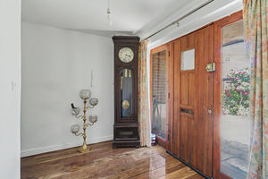 Photo 8- click for photo gallery